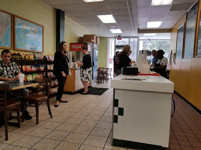 Zeros Sandwich Shop Picture 7
