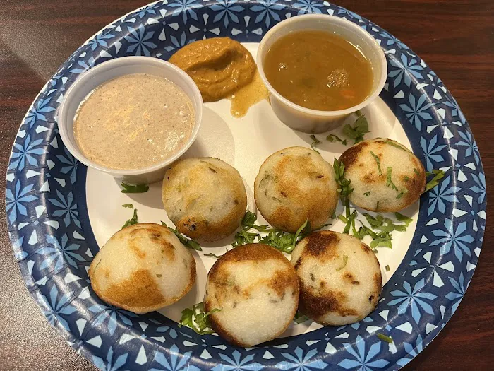 Flying Idlis Picture 9