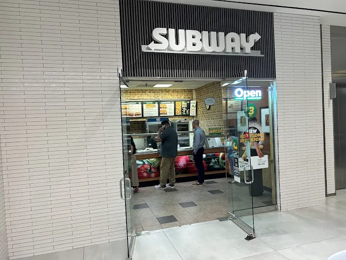 Subway Picture 7