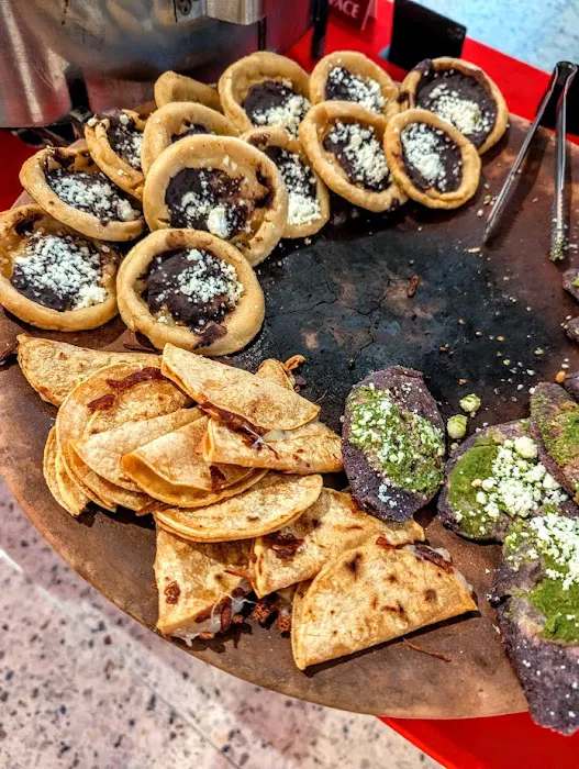 La Taquiza Street Tacos Picture 3