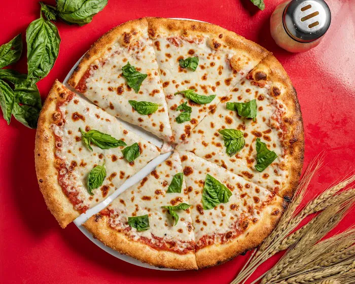 Mamma tomato pizza Picture 3