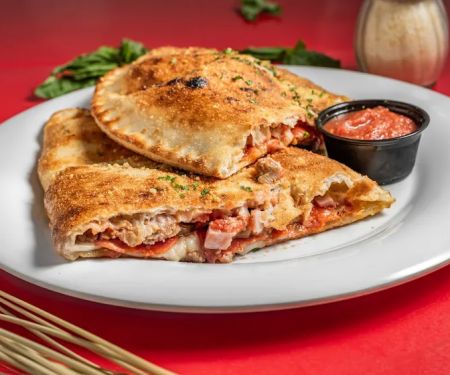 Mamma tomato pizza