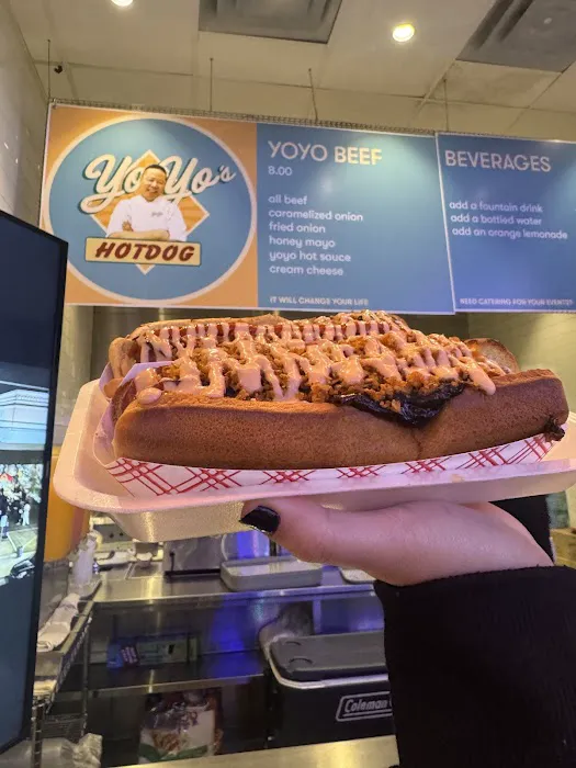 Yoyos Hot Dog Picture 7