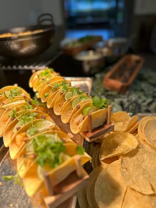 API CATERING KITCHEN- (a private invitation catering) Picture 10