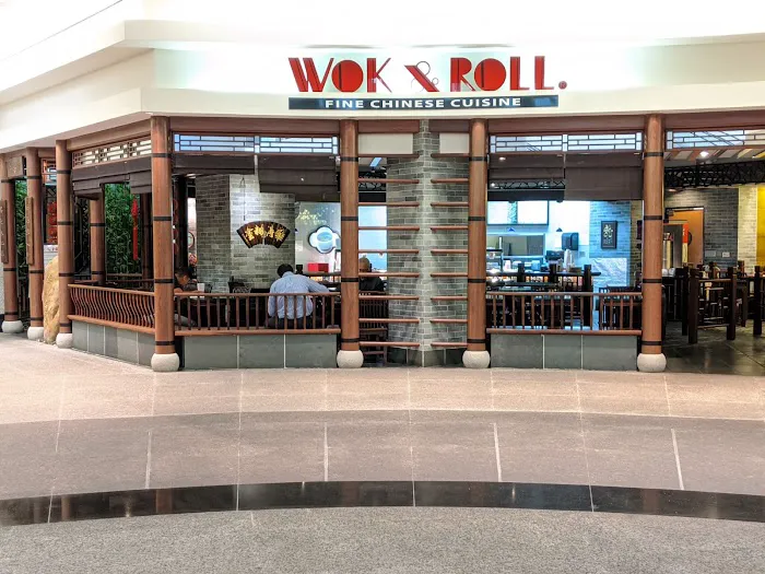 Wok & Roll Picture 1
