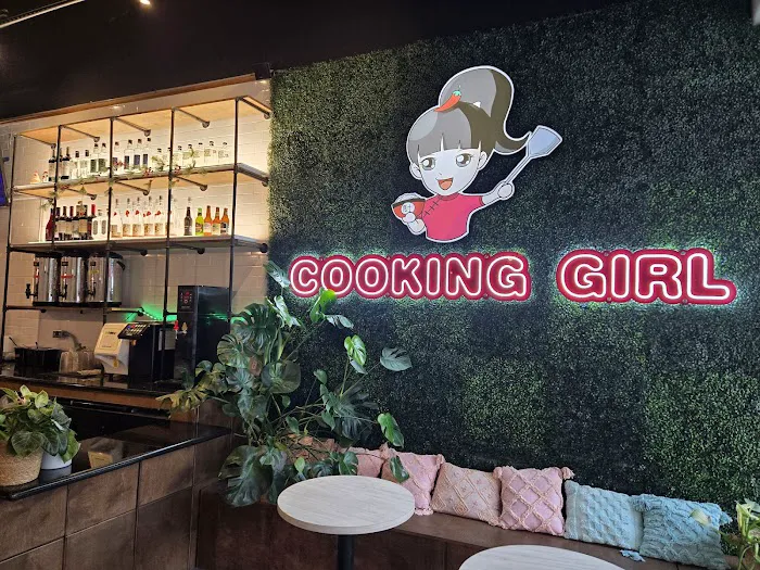 Cooking Girl Picture 1