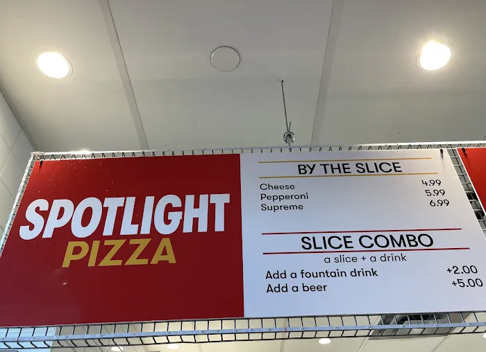 Spotlight Pizza Picture 4