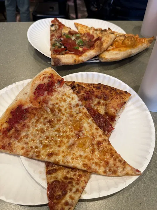 Frank's Pizza Picture 3