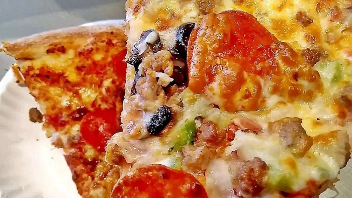 Frank's Pizza Picture 2