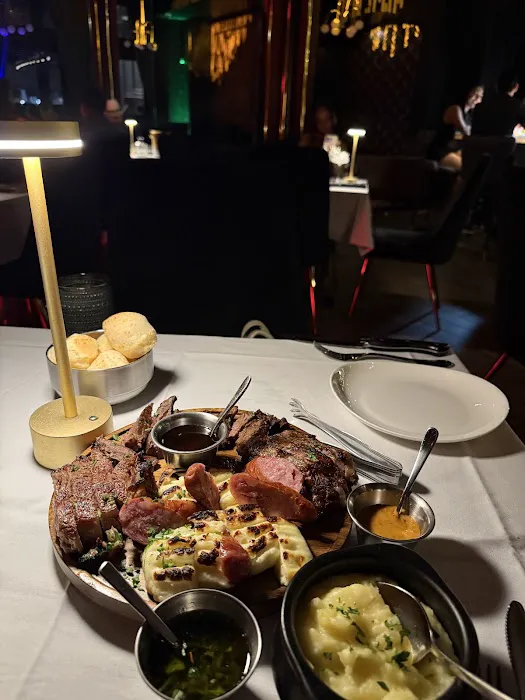 The Clock Steak & Lounge Picture 5