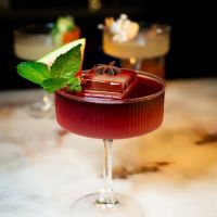The Clock Steak & Lounge ico