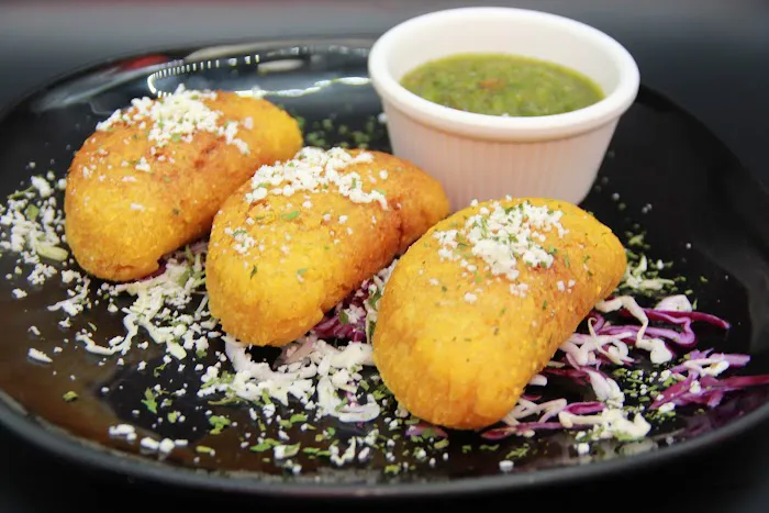 Fabian's Latin Flavors Picture 7