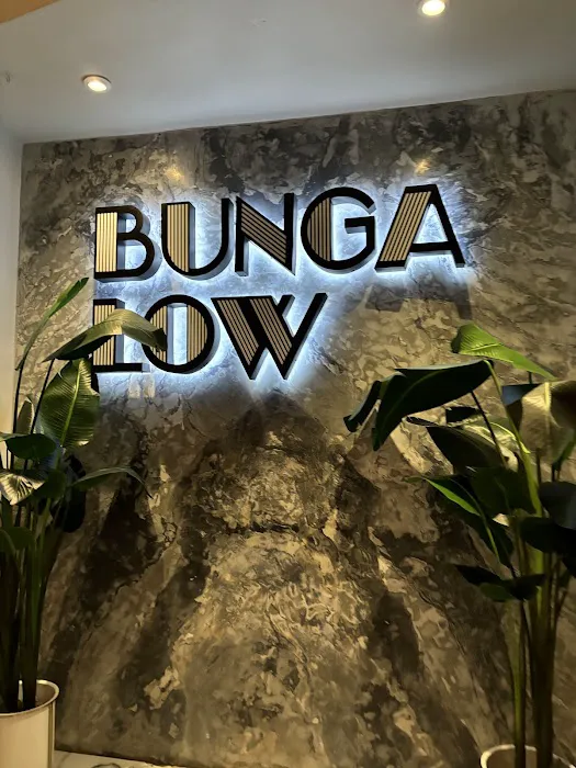 Bungalow Picture 10