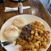The Moonshiners Southern Table + Bar ico