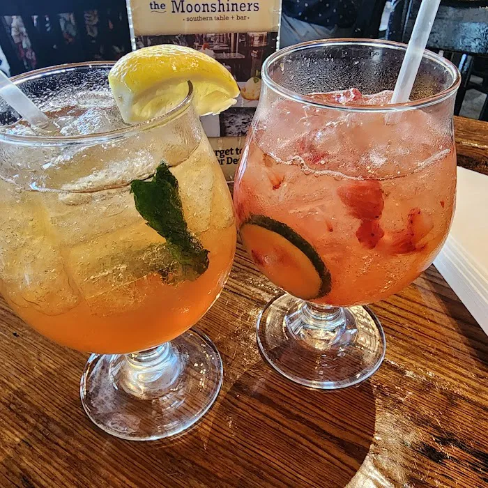 The Moonshiners Southern Table + Bar Picture 6