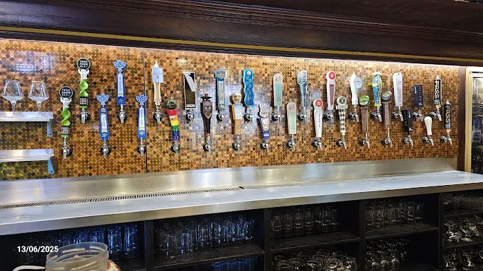 Flying Saucer Draught Emporium Picture 3