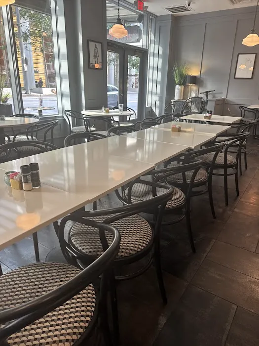 Table 7 Bistro Picture 7