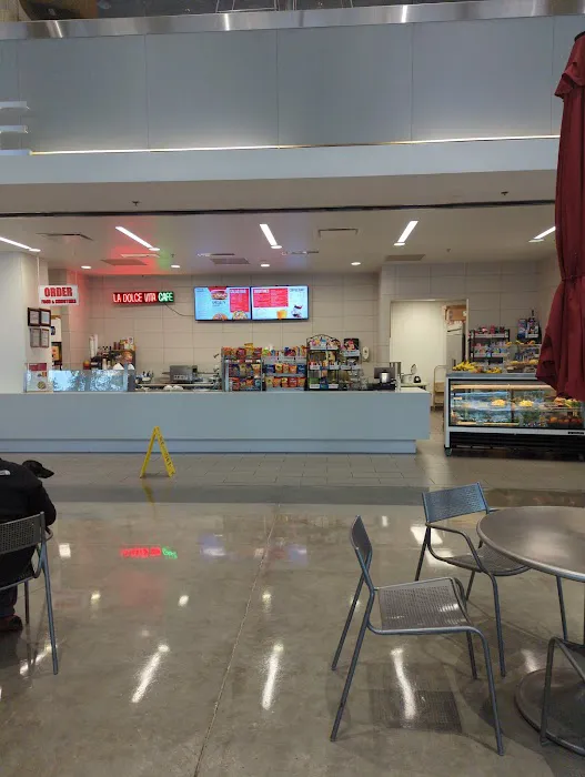 La Dolce Vita Cafe Picture 1