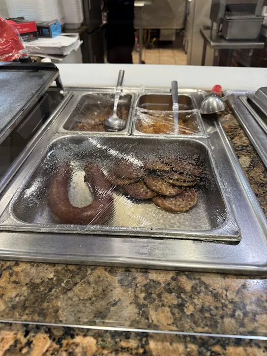 Charlie's BBQ & Salads Picture 5