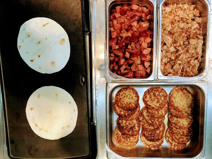 Charlie's BBQ & Salads Picture 8