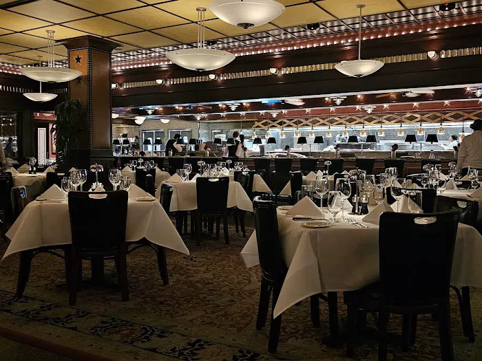 Pappas Bros. Steakhouse Picture 5