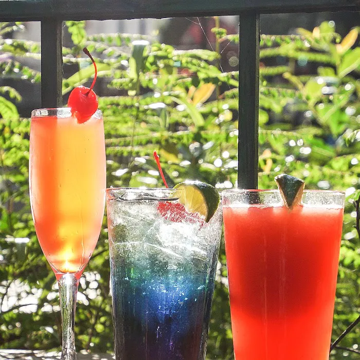 Christian's Tailgate Bar & Grill Picture 6