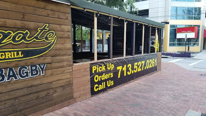 Christian's Tailgate Bar & Grill Picture 7