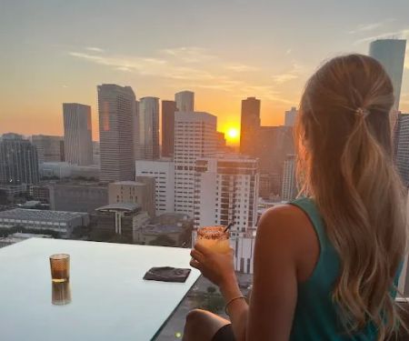 R24 Rooftop Lounge