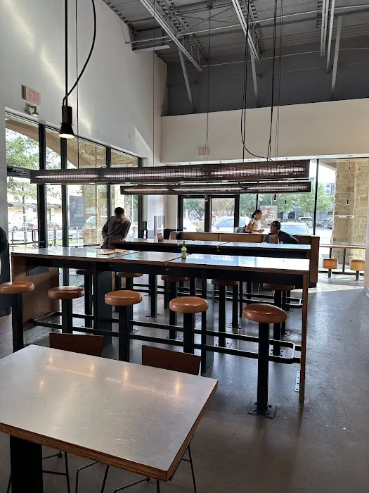 Chipotle Mexican Grill Picture 10