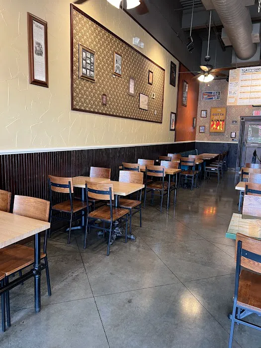 Potbelly Sandwich Shop Picture 4