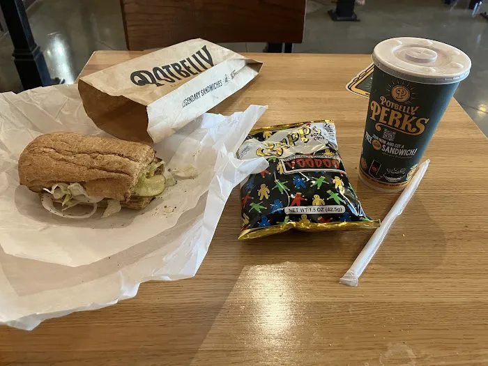 Potbelly Sandwich Shop Picture 2