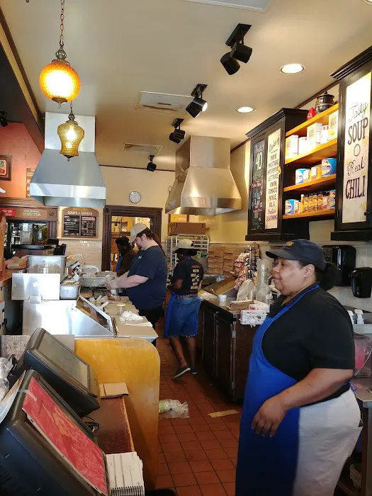 Potbelly Sandwich Shop Picture 7