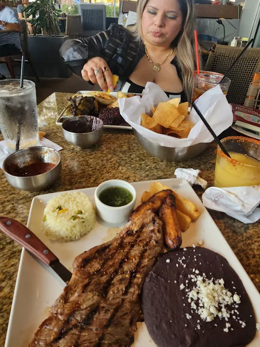 Gloria's Latin Cuisine Picture 1