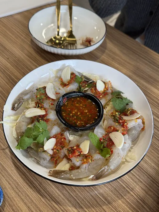 Chalong Thai Eatery Picture 10