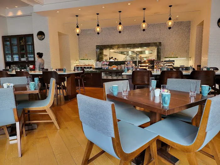 Walker Street Kitchen Picture 8