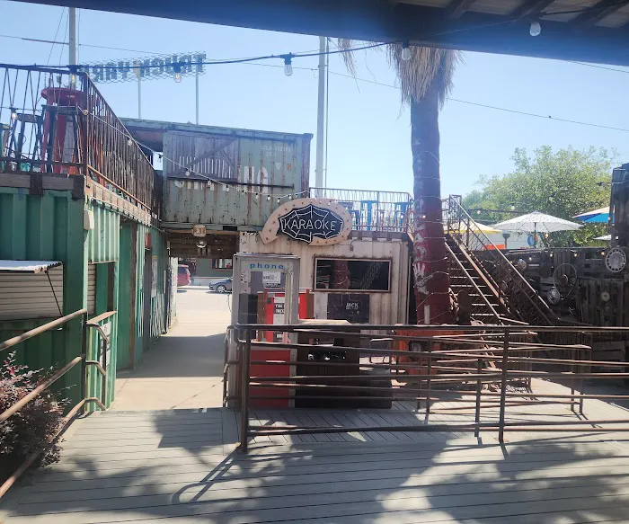 Truck Yard Picture 10