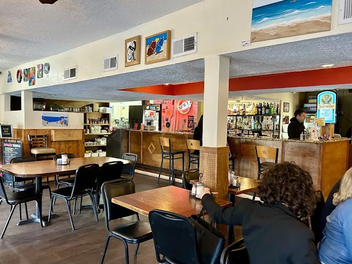 Midtown Bar & Grill Picture 6