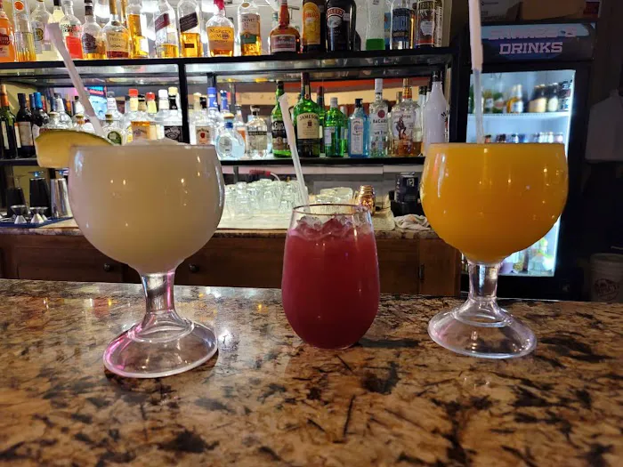 Midtown Bar & Grill Picture 7