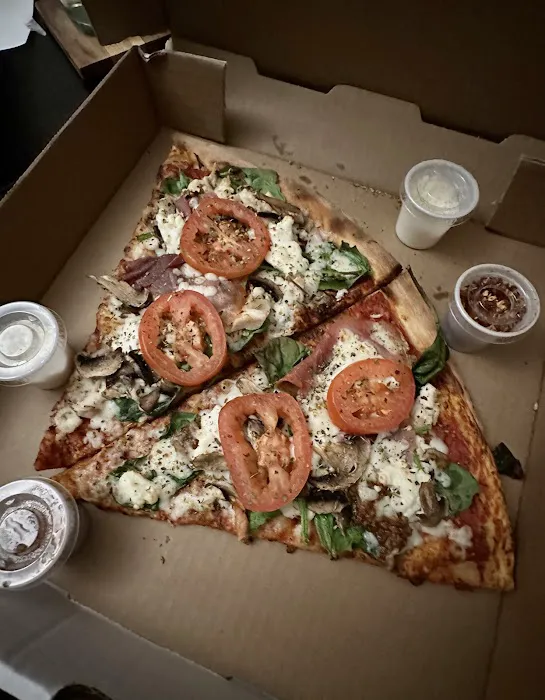 Pink's Pizza Picture 5