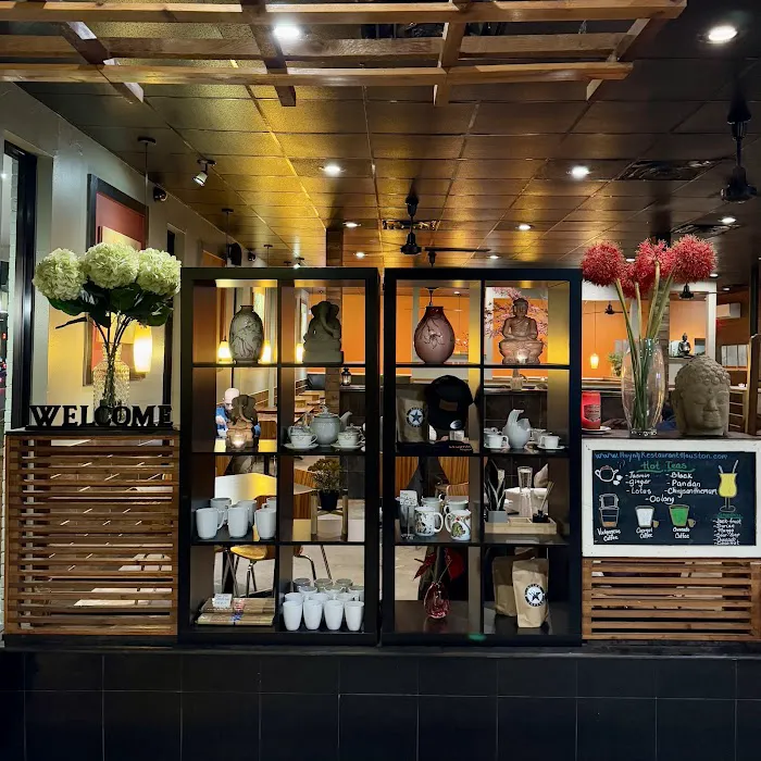Huynh Restaurant Picture 2