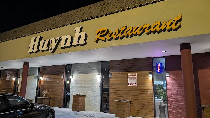Huynh Restaurant Picture 1