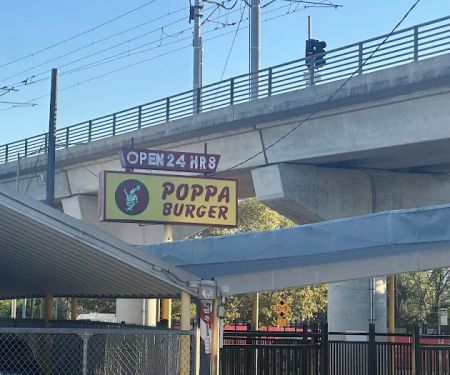 Poppa Burger