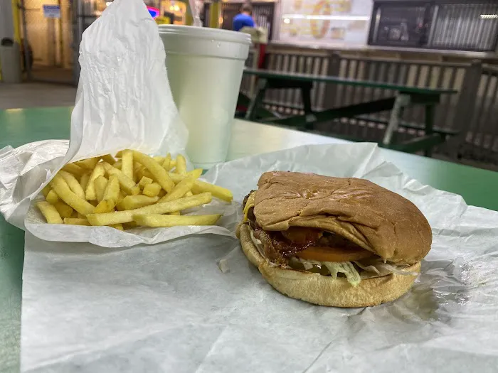 Poppa Burger Picture 3