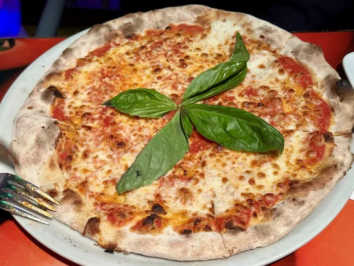 Piola Houston Midtown Picture 1