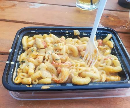 House of Hoopz BBQ and Crawfish