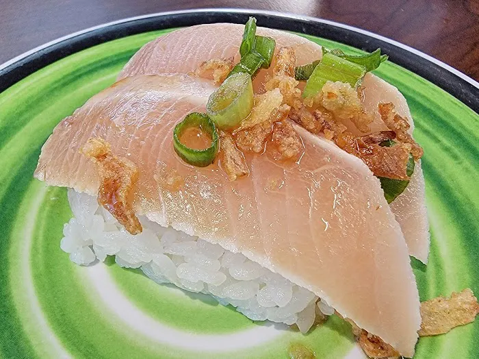 Kura Revolving Sushi Bar Picture 8
