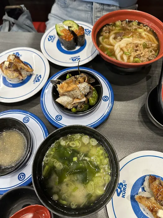 Kura Revolving Sushi Bar Picture 6