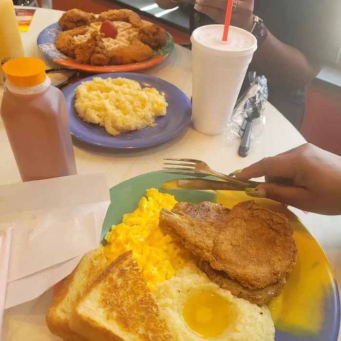 The Breakfast Klub Picture 8
