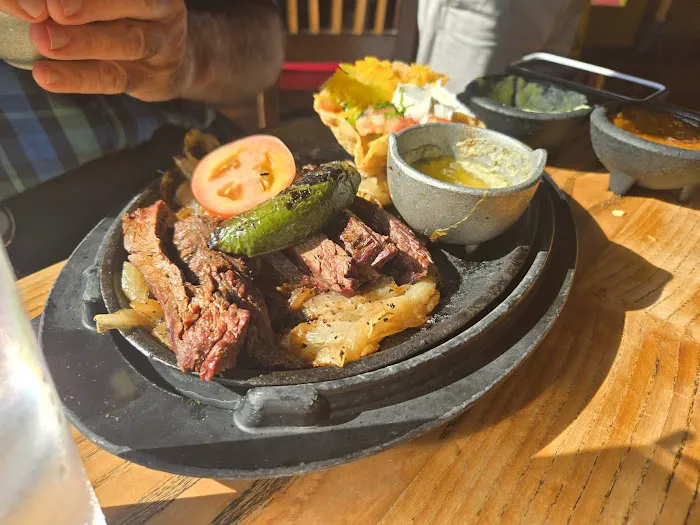 El Tiempo Cantina Picture 8