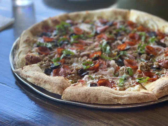 Pizaro's Pizza Napoletana Picture 4